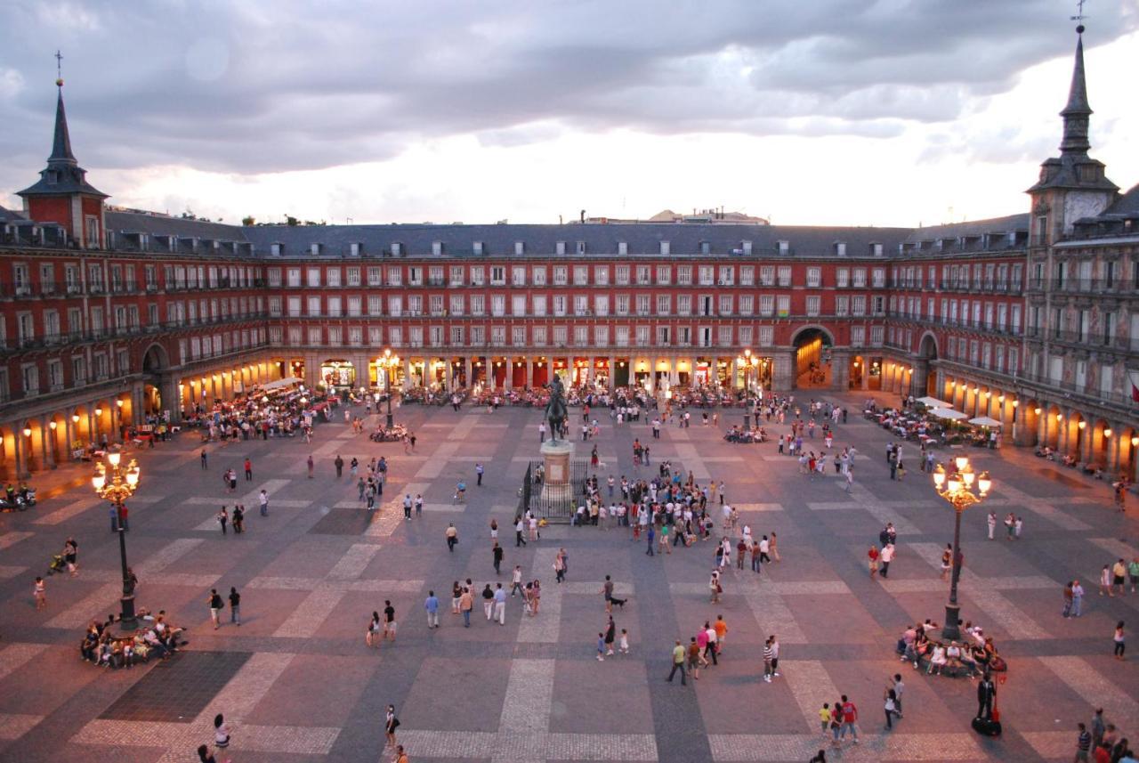 Nuevo Elegante Piso Vintage En Plena Plaza Mayor مدريد المظهر الخارجي الصورة