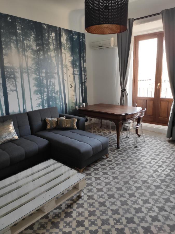 Nuevo Elegante Piso Vintage En Plena Plaza Mayor مدريد المظهر الخارجي الصورة